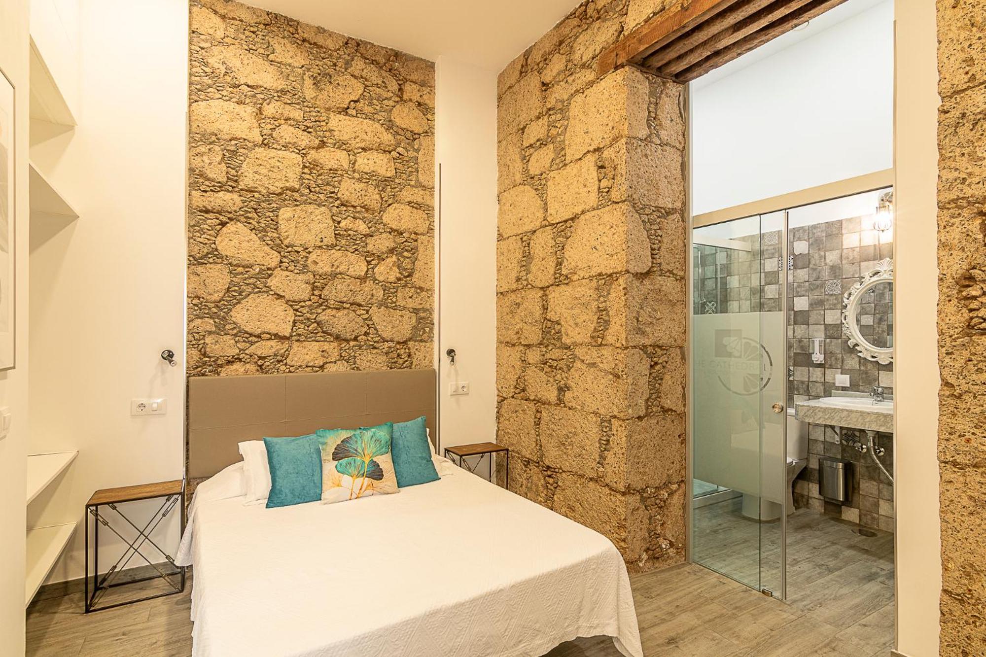 The Cathedral Vegueta Hotel 2*
